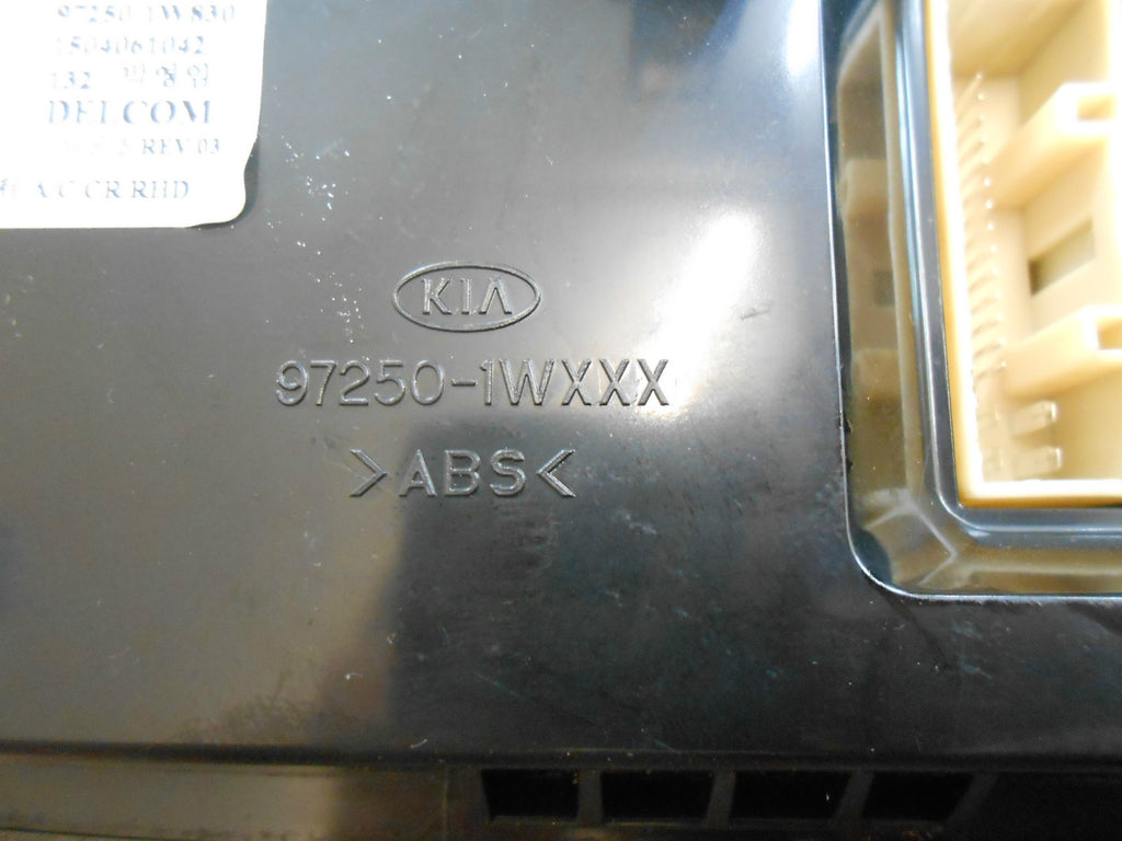 KIA RIO MK3 2015 A/C AIR CON HEATER CLIMATE CONTROL SWITCH PANEL 97250-1W830