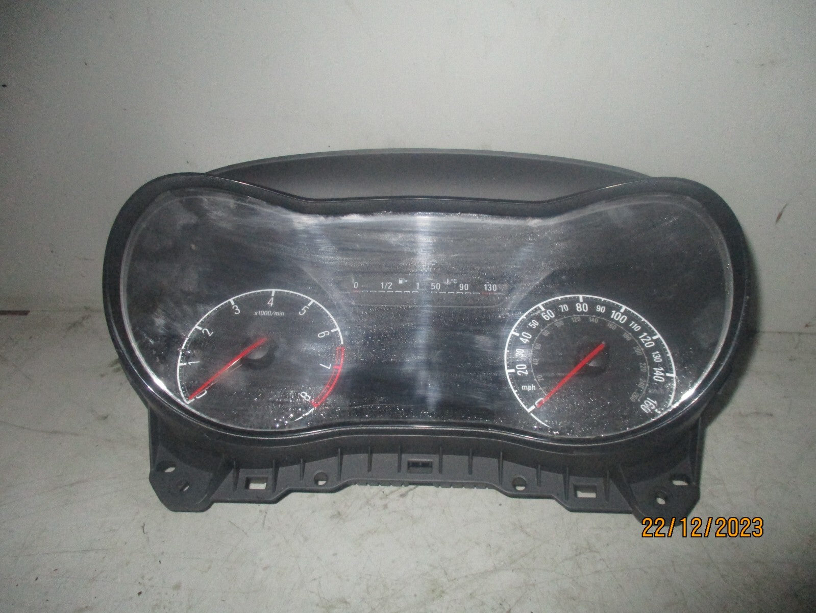 VAUXHALL ZAFIRA C 2016 1.4 PETROL SPEEDO SPEEDOMETER INSTRUMENT CLUSTER 39129403