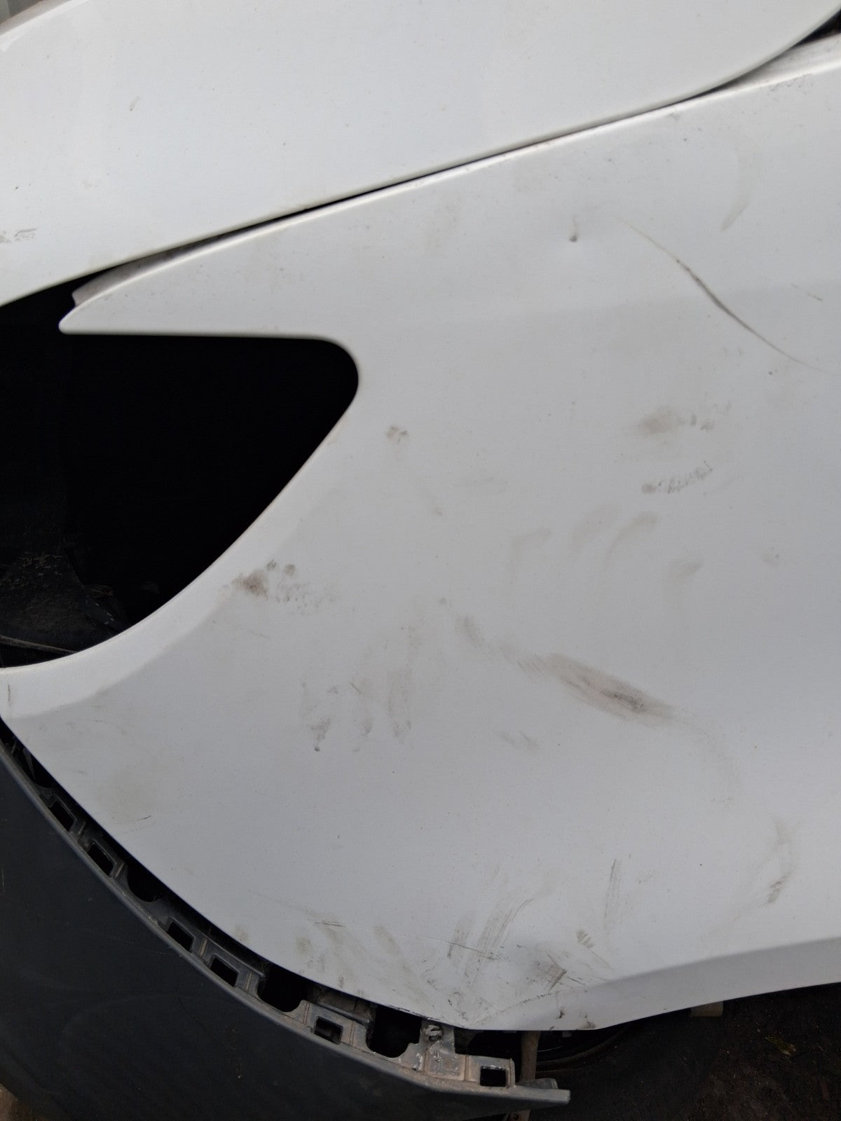 2018 MERCEDES BENZ SPRINTER W907 NSF PASSENGER SIDE FRONT LEFT WING PANEL WHITE