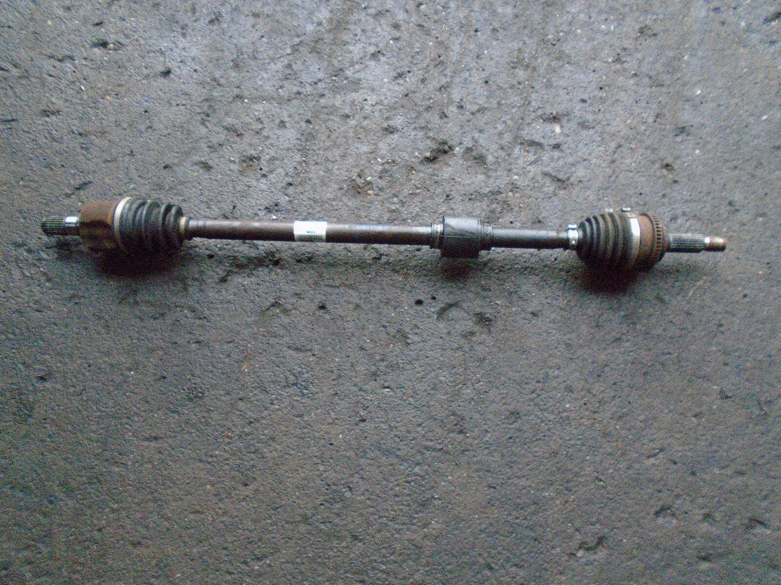KIA PICANTO 2017 MK2 1.0 PETROL OSF DRIVER SIDE FRONT DRIVESHAFT 495011Y010