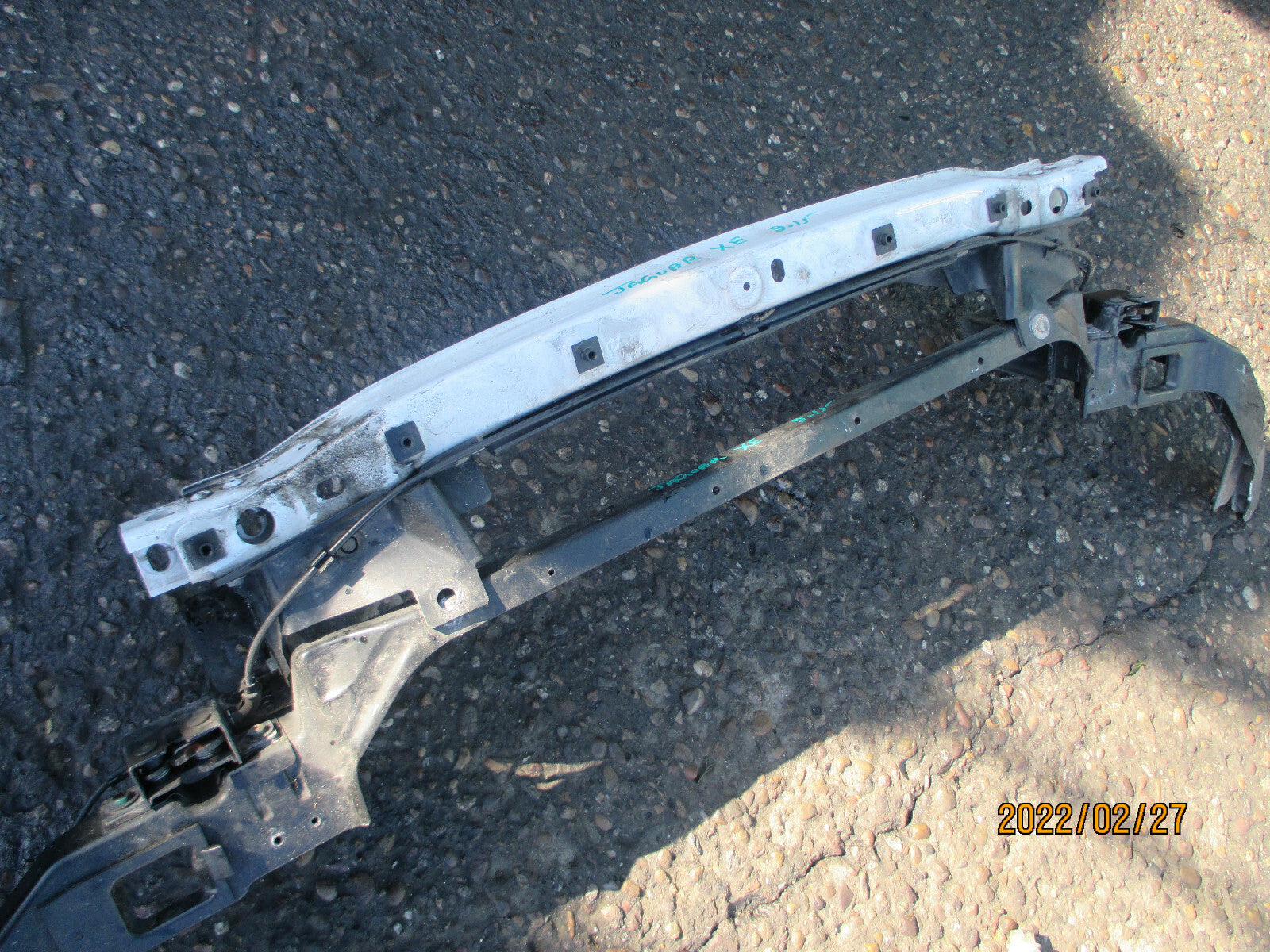 2015 JAGUAR XE 2.0 DIESEL FRONT RADIATOR SLAM LANDING PANEL WHITE DAMAGED