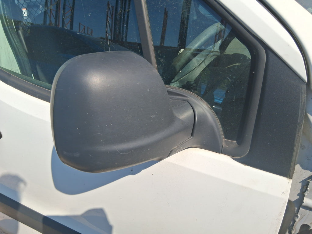 2015 PEUGEOT PARTNER MK2 OSF DRIVER SIDE FRONT RIGHT WING MIRROR