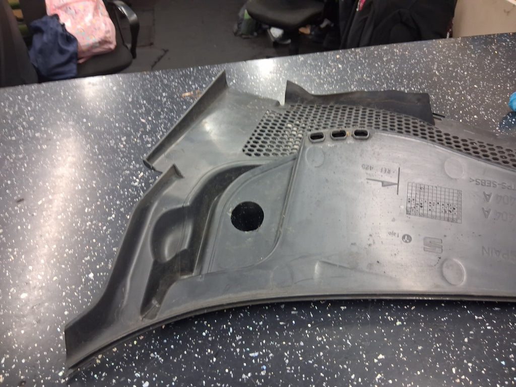2022 SEAT LEON  MK4 OS DRIVER SIDE RIGHT SCUTTLE PANEL 5FB819404A