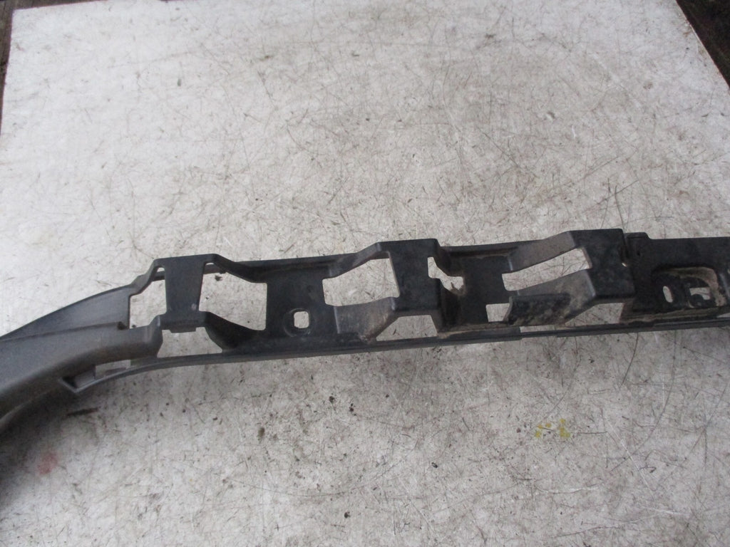 JAGUAR XE 2017 REAR BUMPER CENTRE BRACKET GX7317E855AD
