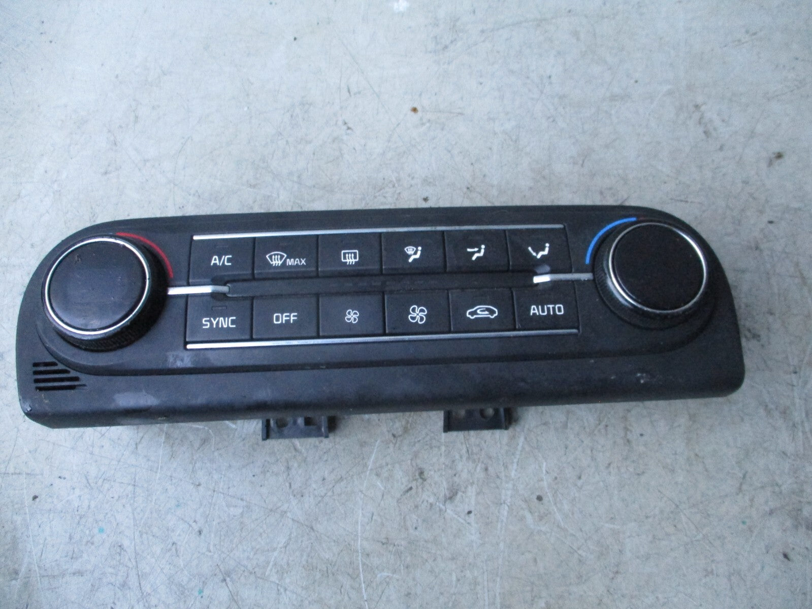 KIA CEED MK3 2019 HEATER AC CLIMATE CONTROL SWITCH PANEL