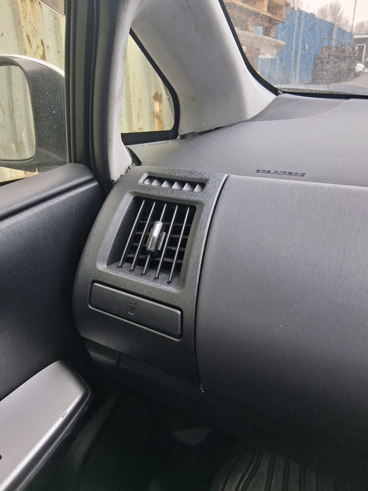 2018 TOYOTA PRIUS V PLUS XW40 NSF PASSENGER SIDE FRONT LEFT AIR VENT
