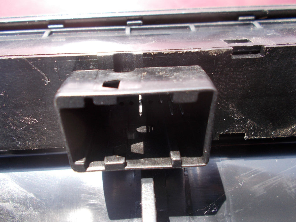 FIAT GRANDE PUNTO DASH CENTRE VENTS & SWITCHES 735394582