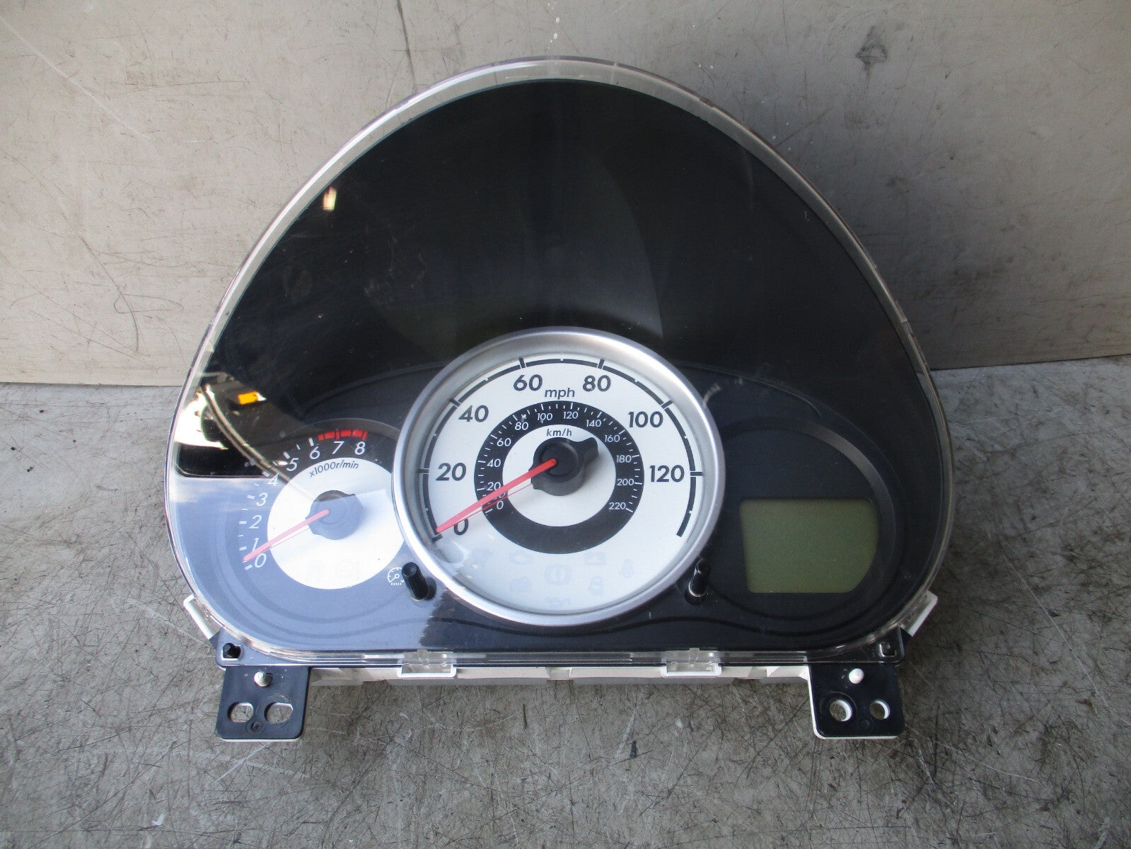 2008 MAZDA 2 MK2 DE 1.3 PETROL MANUAL SPEEDO SPEEDOMETER D01J55430K9001