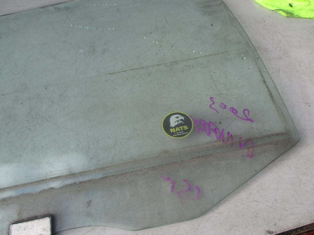 NISSAN NAVARA 2003 OSF DRIVER SIDE FRONT WINDOW GLASS