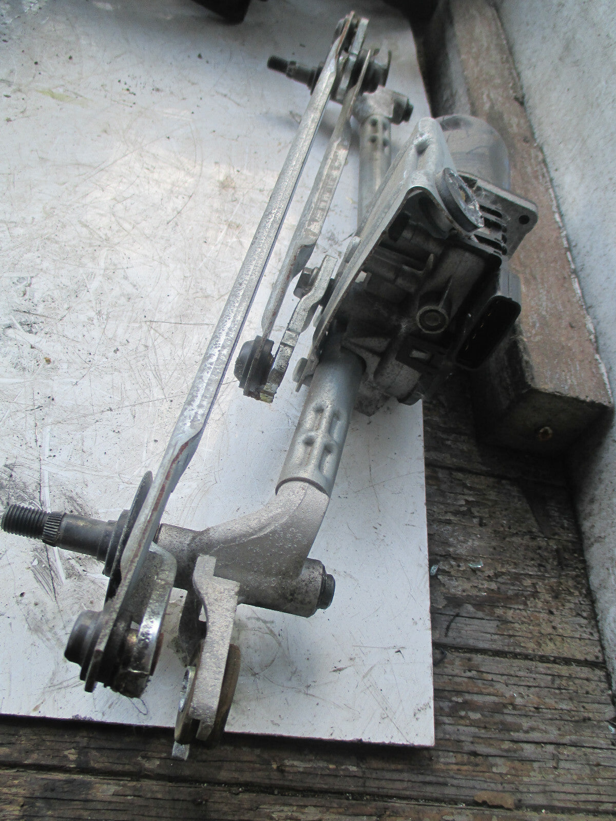 KIA PICANTO 2017 MK2 FRONT WINDSCREEN WIPER MOTOR LINAKGE