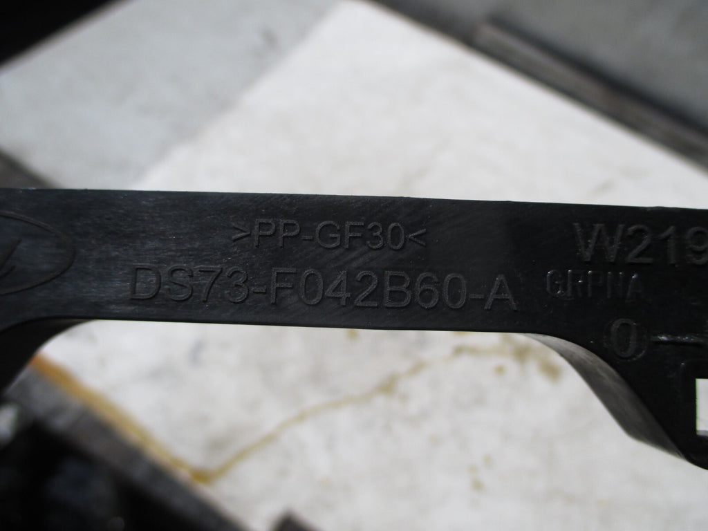 FORD MONDEO MK5 2016 CENTRE CONSOLE TRIM SURROUND SWITCH BUTTON DS73-F042B60-A