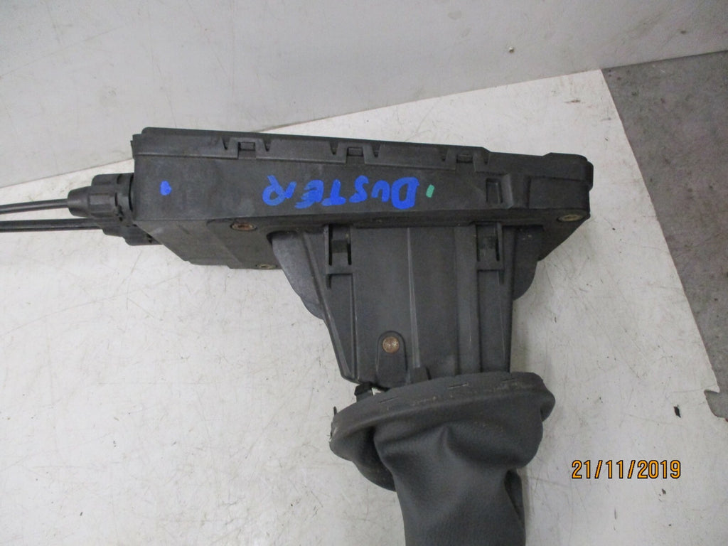 DACIA DUSTER 2017 MK1 1.2 TCE GEAR STICK SELECTOR LINKAGE CABLES 341080304RD