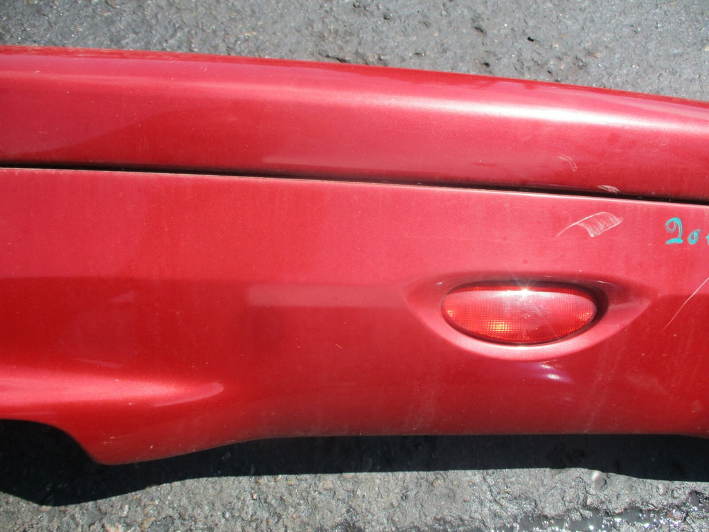 PEUGEOT 206 2007 COMPLETE REAR BACK PLASTIC BUMPER WITH LIGHT IN RED