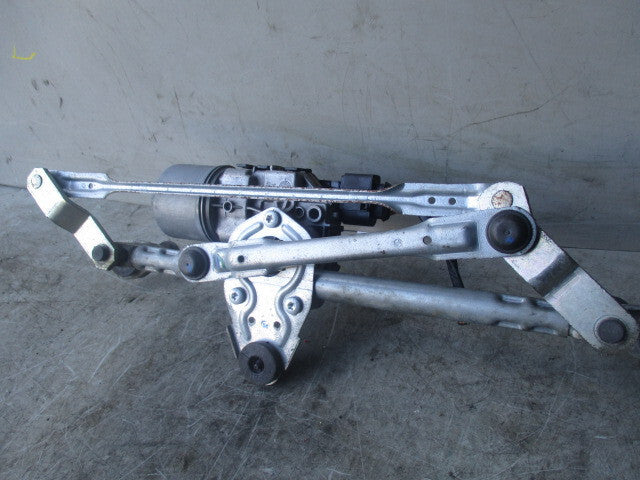 2015 VOLKSWAGEN UP 1.0 PETROL FRONT WINDSCREEN WIPER MOTOR 1S2955023D