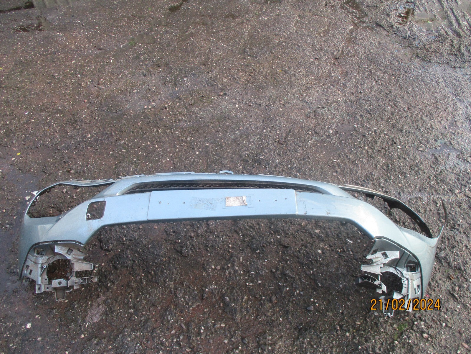 CITROEN C4 MK3 2022 FRONT UPPER BUMPER BLUE DAMAGED
