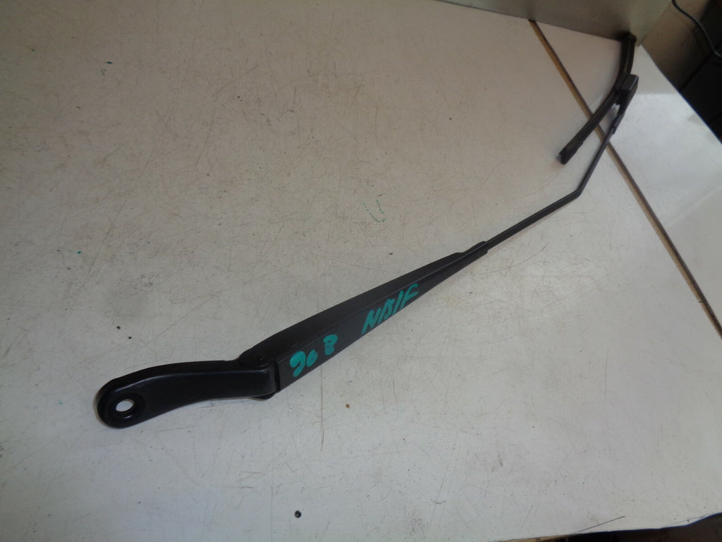 PEUGEOT 208 MK1 2012 NS PASSENGER FRONT WIPER ARM & BLADE 9673916880