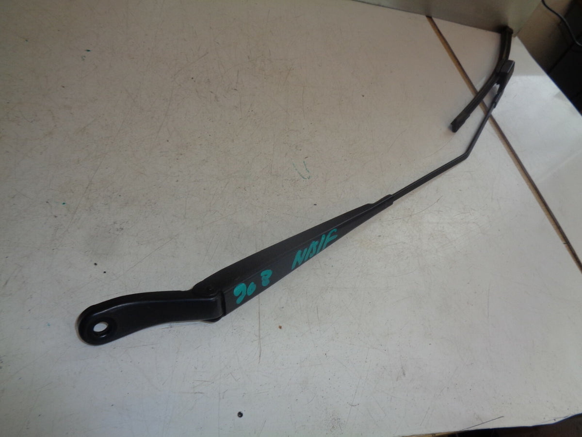 PEUGEOT 208 MK1 2012 NS PASSENGER FRONT WIPER ARM & BLADE 9673916880