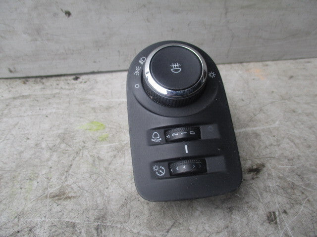 2011 VAUXHALL CORSA D HEADLIGHT CONTROL & FOG LIGHT CONTROL