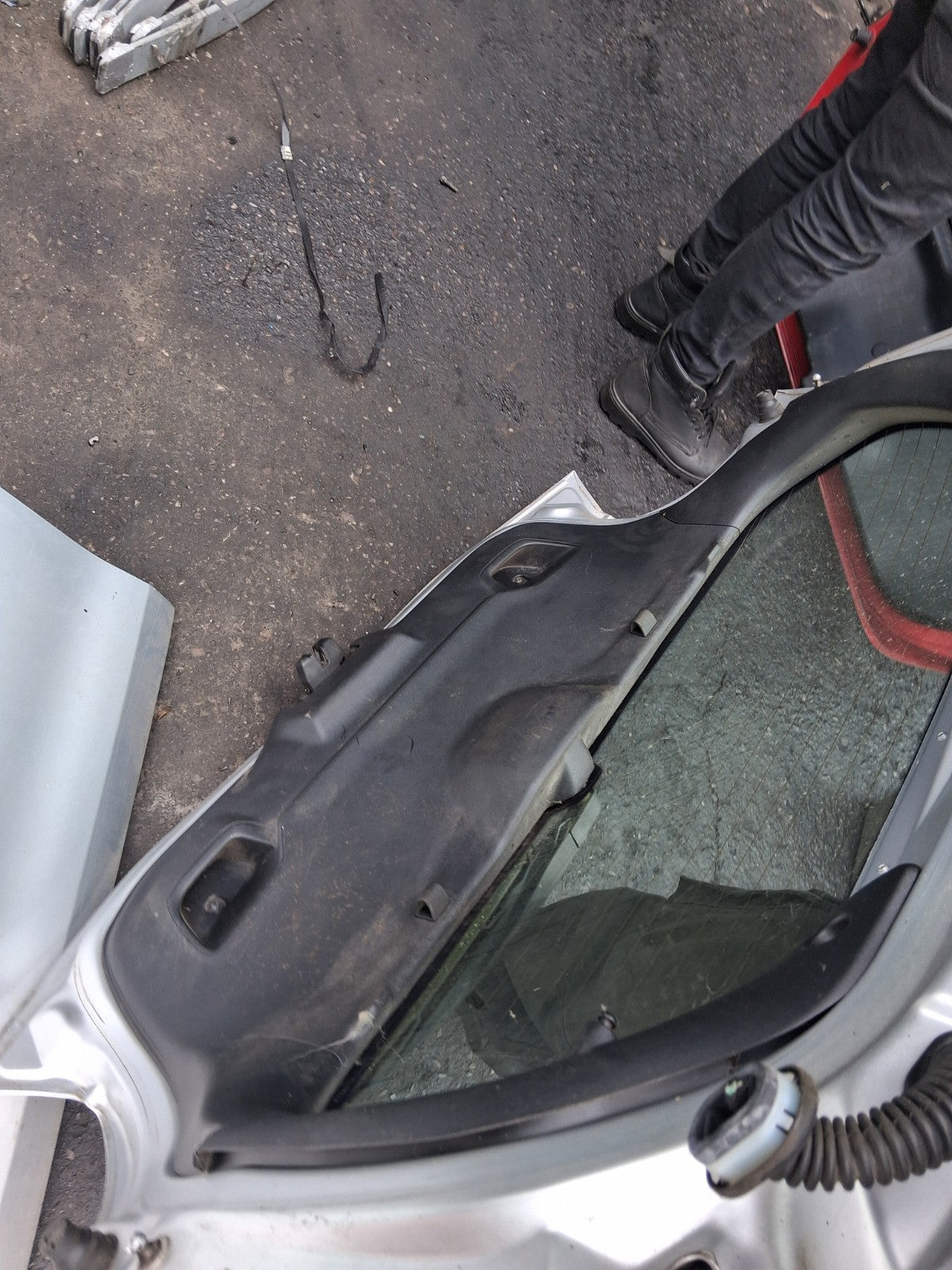 2012 PEUGEOT 208 REAR BOOTLID TAILGATE COMPLETE SILVER