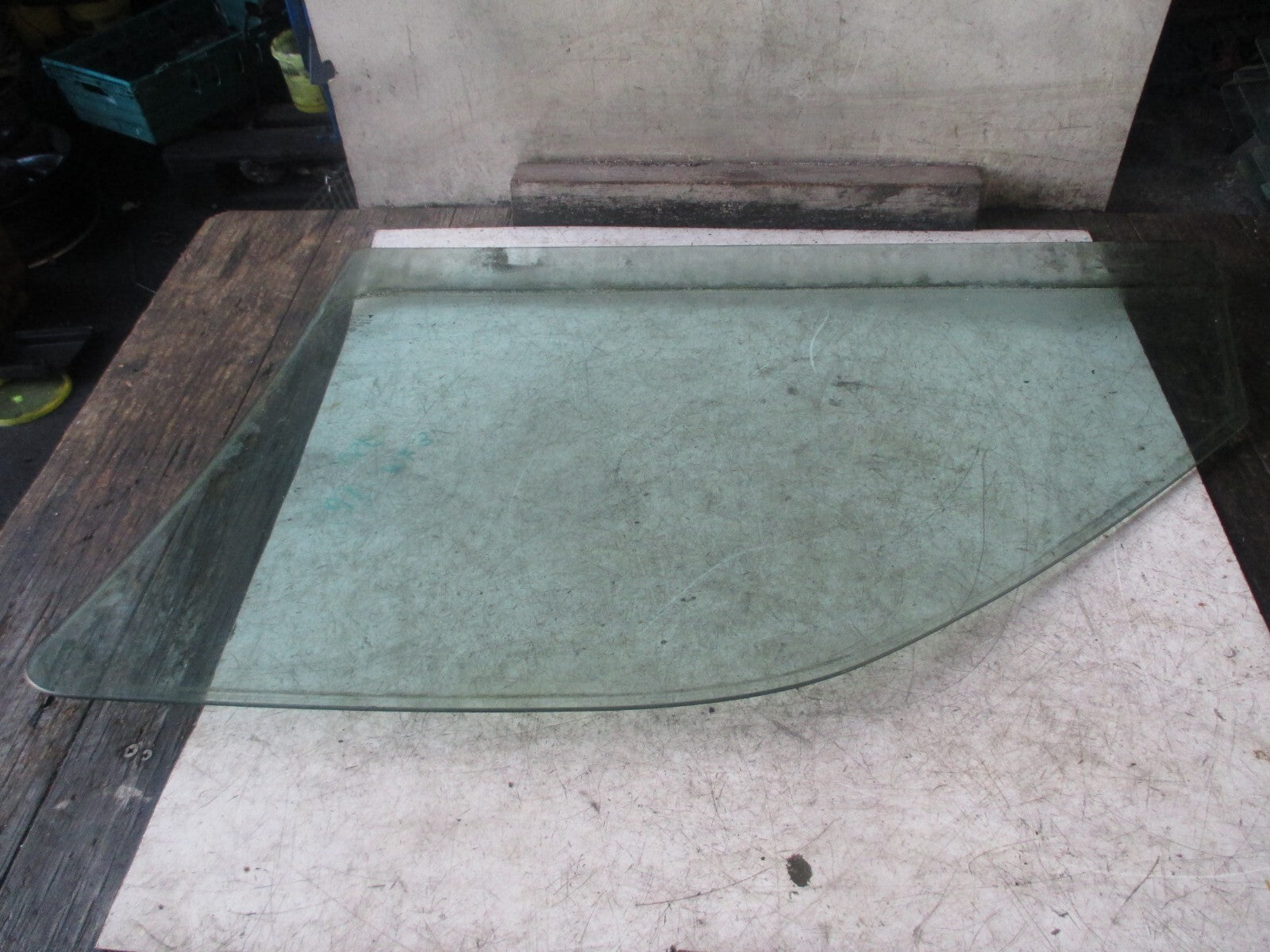 VW VOLKSWAGEN GOLF MK3 1993 5 DOOR OSF DRIVER SIDE FRONT DOOR WINDOW GLASS