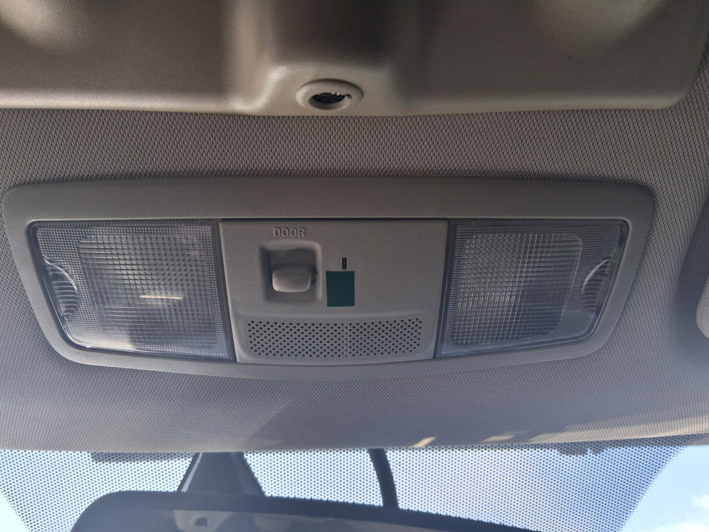 2018 MITSUBISHI OUTLANDER MK3 FRONT INTERIOR ROOF READING LIGHT
