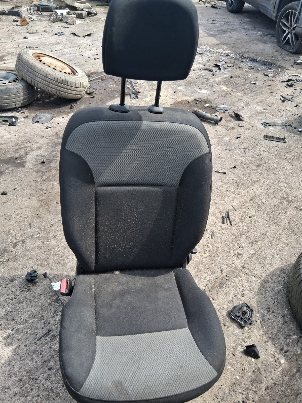 2020 RENAULT KANGOO MK2 NSF PASSENGER SIDE FRONT LEFT COMPLETE FABRIC SEAT