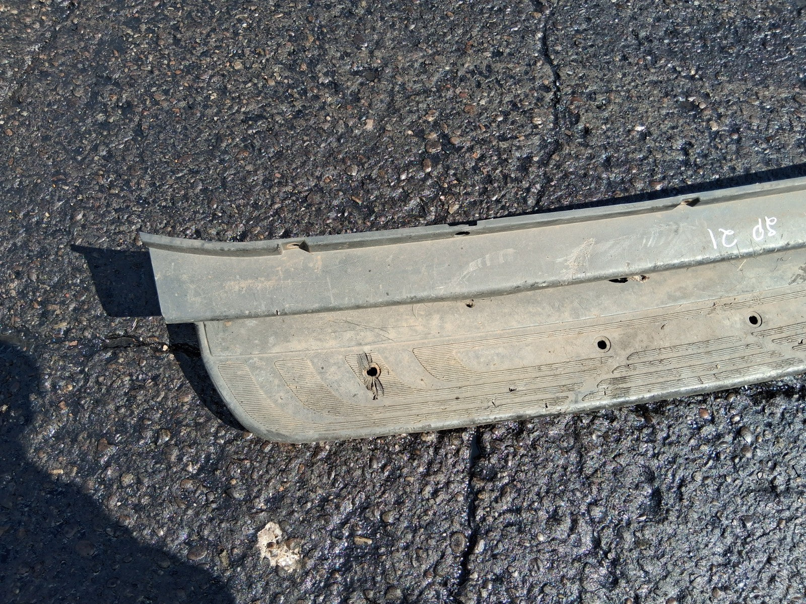 MERCEDES BENZ SPRINTER W907 2021 REAR STEP PLASTIC A9108801600