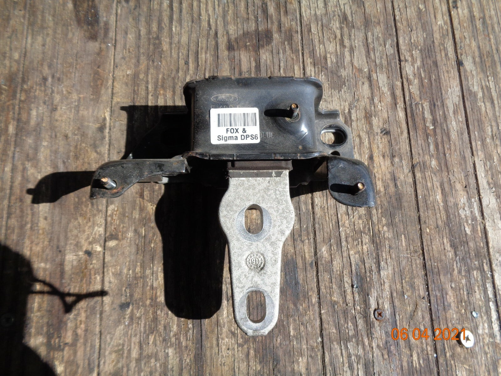 FORD FIESTA MK7 2017 1.25 PETROL GEARBOX MOUNT 8V51 7M121AE