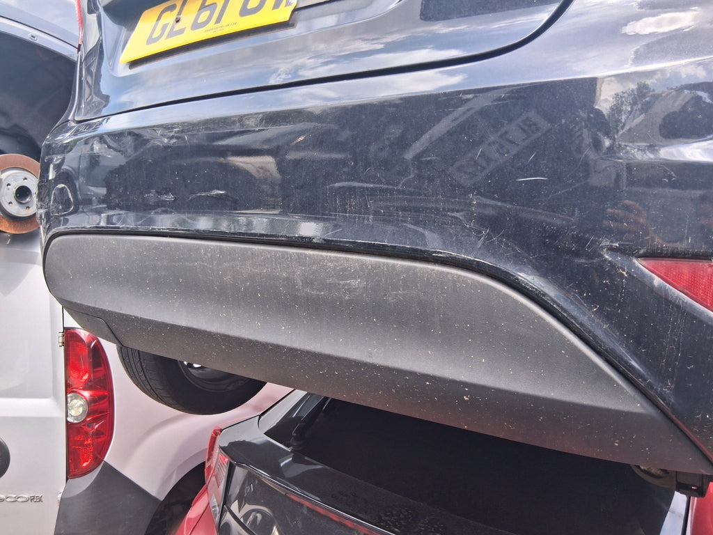 2012 FORD FIESTA ZETEC MK7 5 DOOR COMPLETE REAR BUMPER