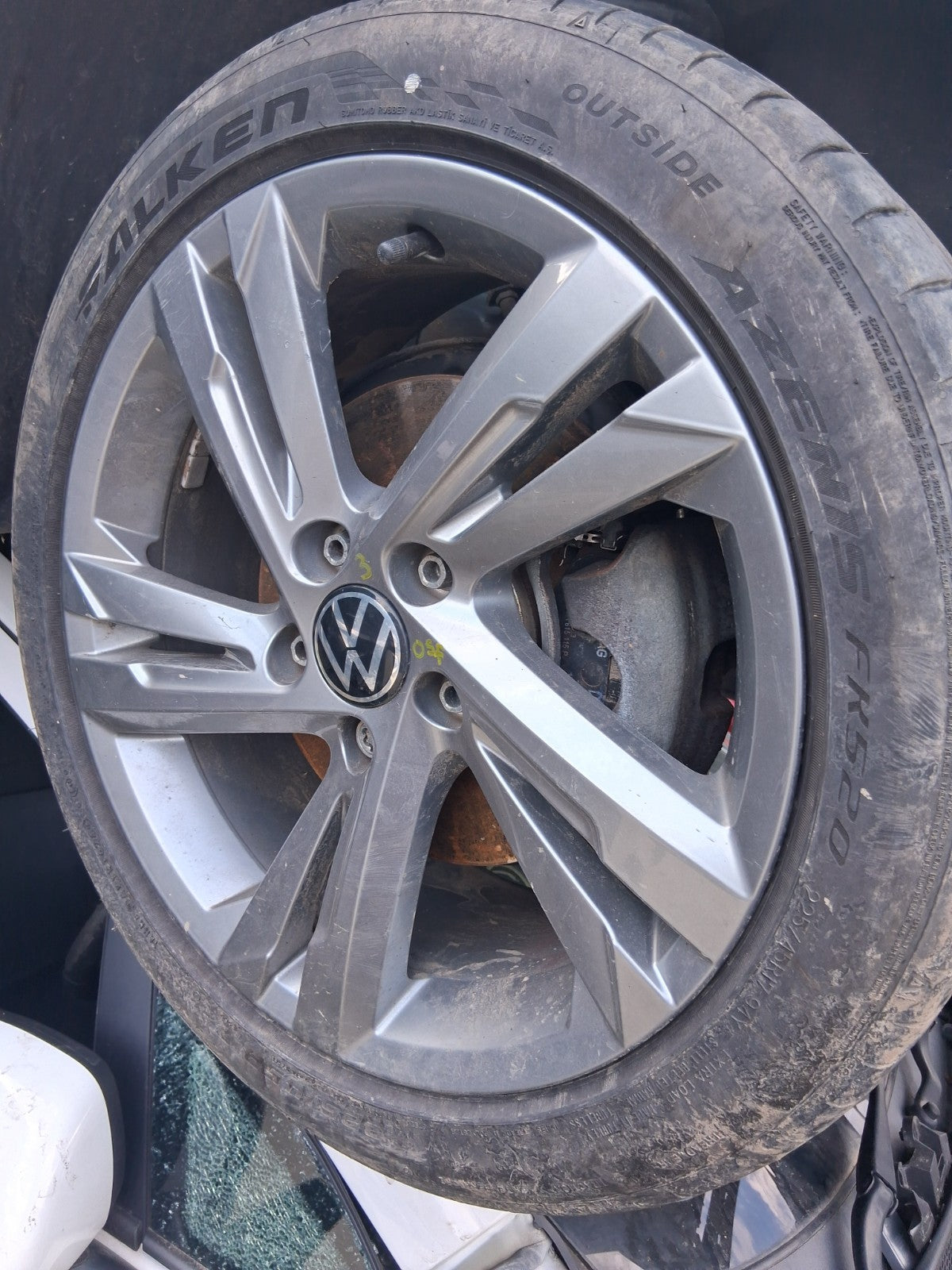 2022 VW VOLKSWAGEN GOLF MK8 R LINE 17 INCH ALLOY WHEEL WITH TYRE 225/45R17