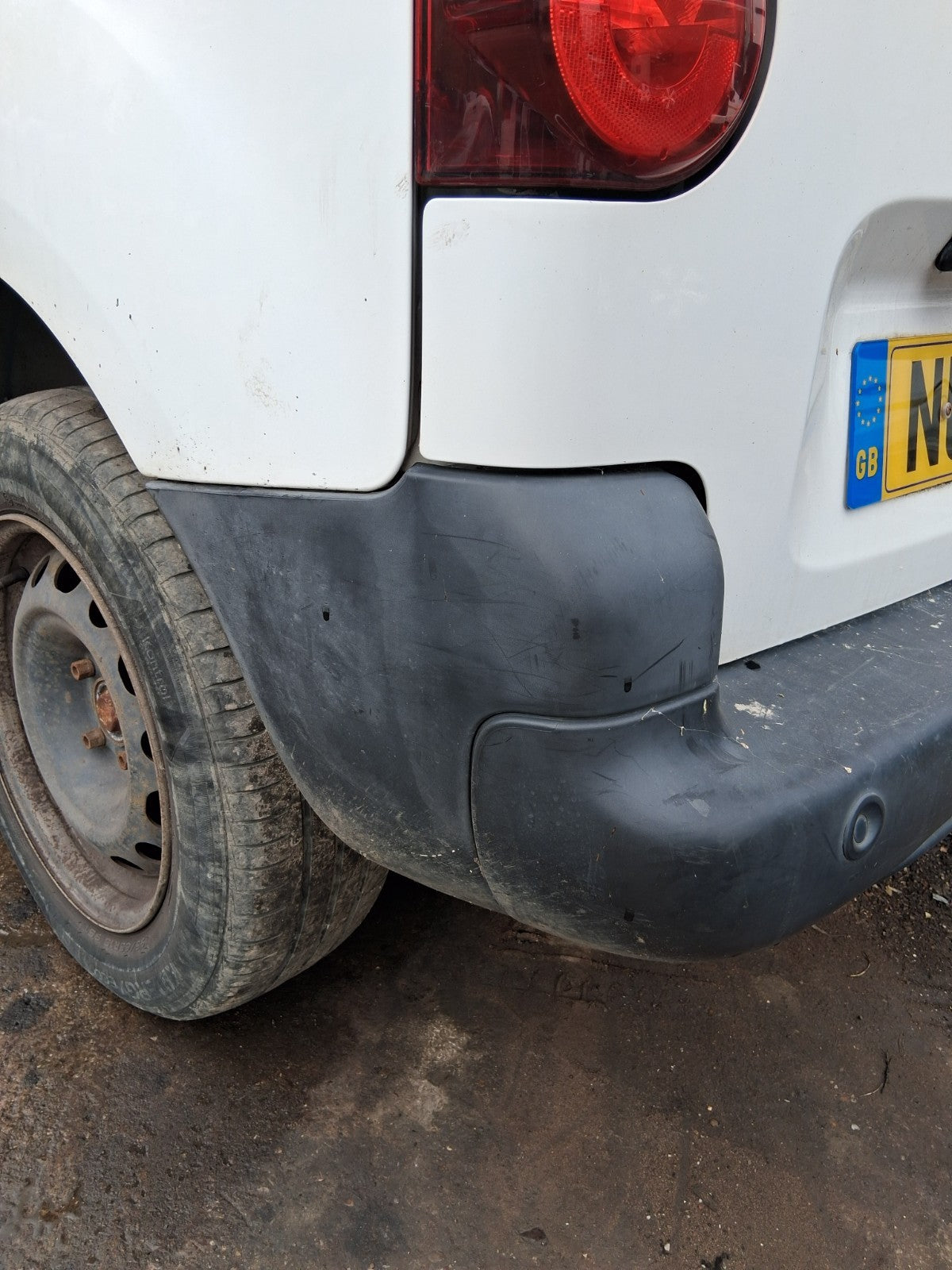 2017 PEUGEOT PARTNER MK2 NSR PASSENGER SIDE REAR LEFT BUMPER CORNER BLACK
