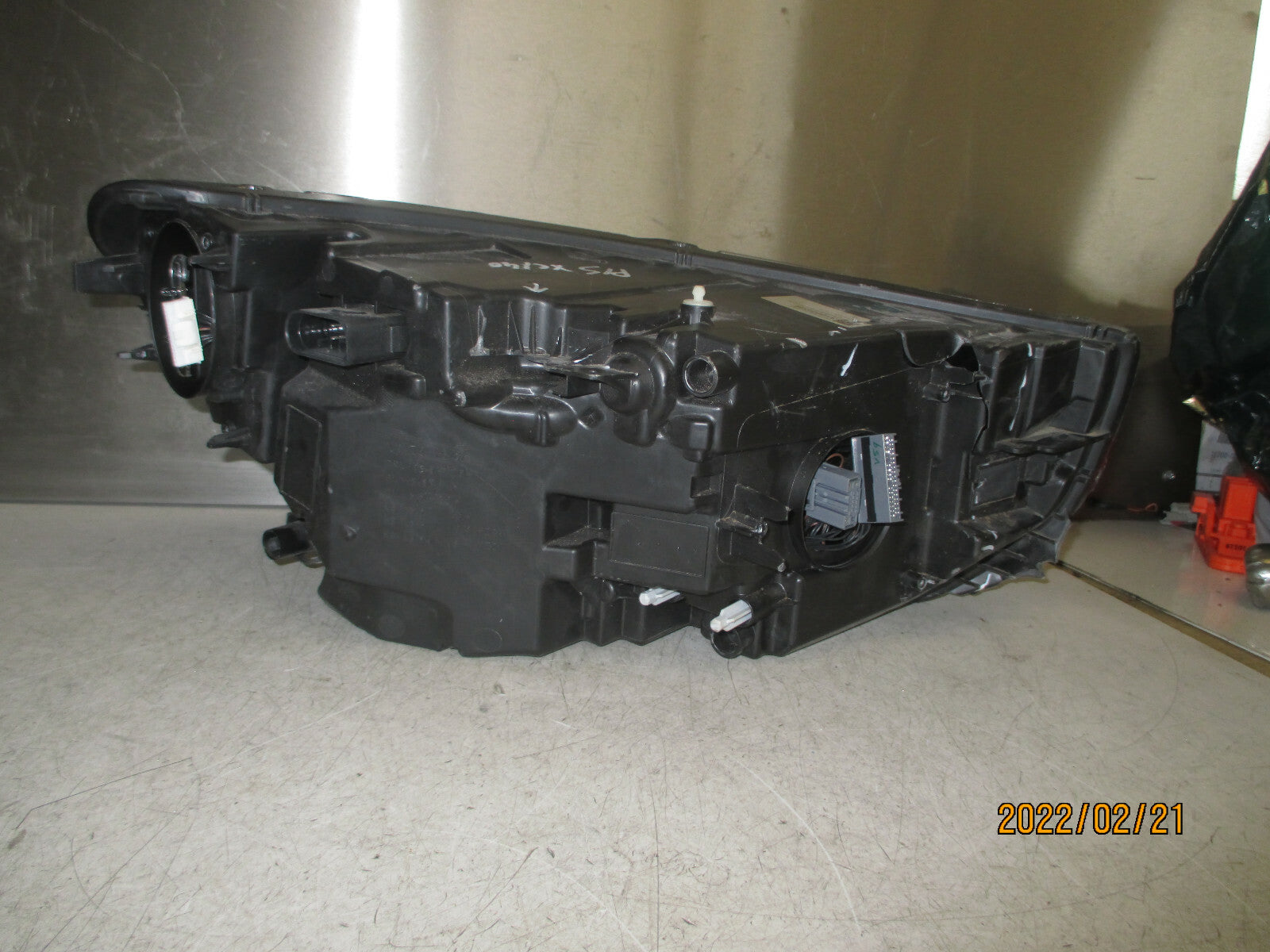 VOLVO XC40 2021 NSF PASSENGER SIDE FRONT HEADLIGHT HEADLAMP 31655984