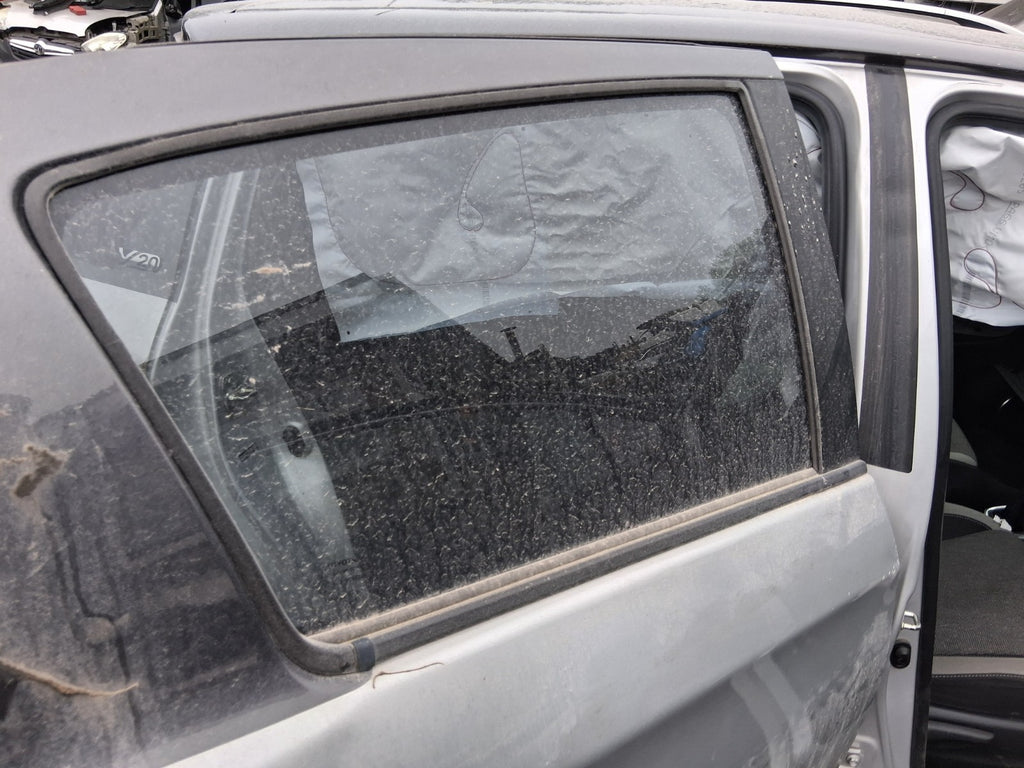 TOYOTA YARIS MK3 2019 OSR DRIVER SIDE REAR WINDOW GLASS
