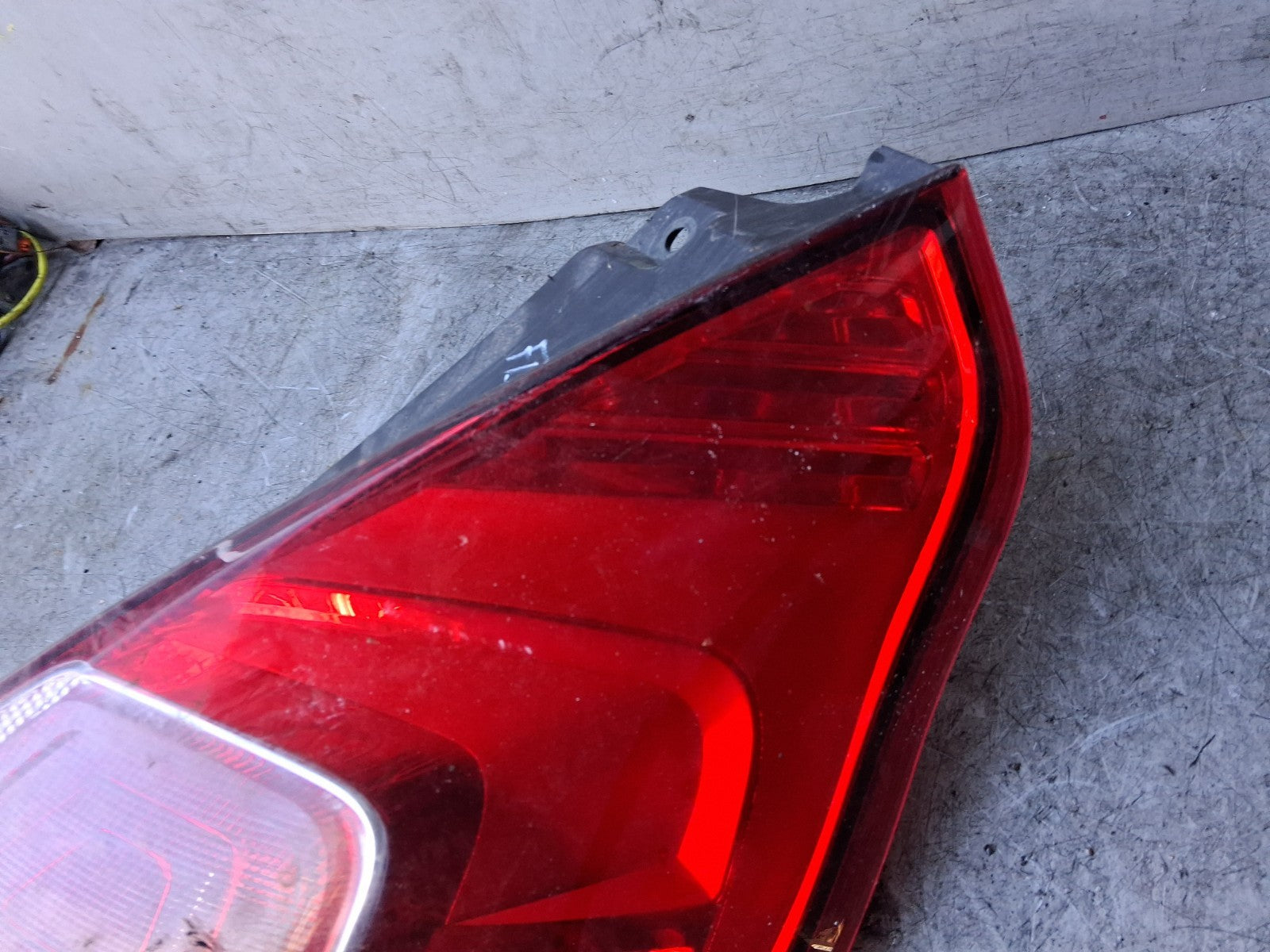 2017 FORD FIESTA MK7 OSR DRIVER SIDE TAIL LIGHT C1BB13404A