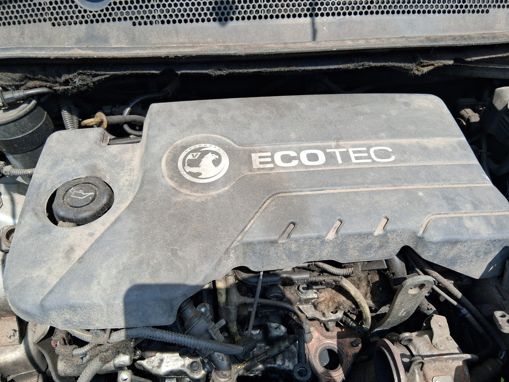 2017 VAUXHALL CORSA E 1.2 DIESEL ENGINE COVER LID