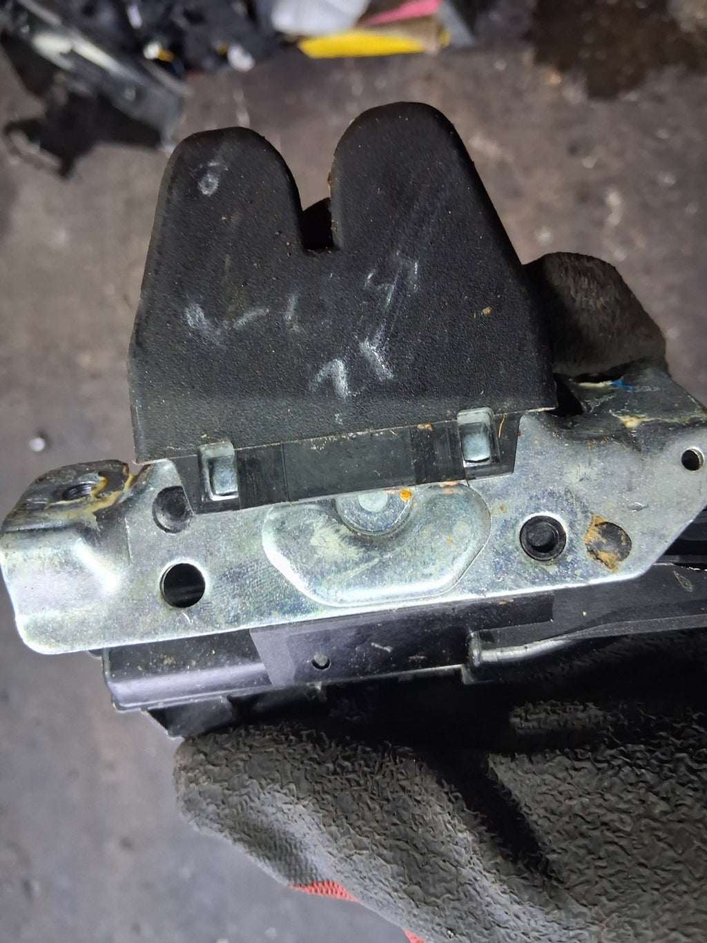 2021 MERCEDES A CLASS V177 REAR BOOT LOCK MECHANISM