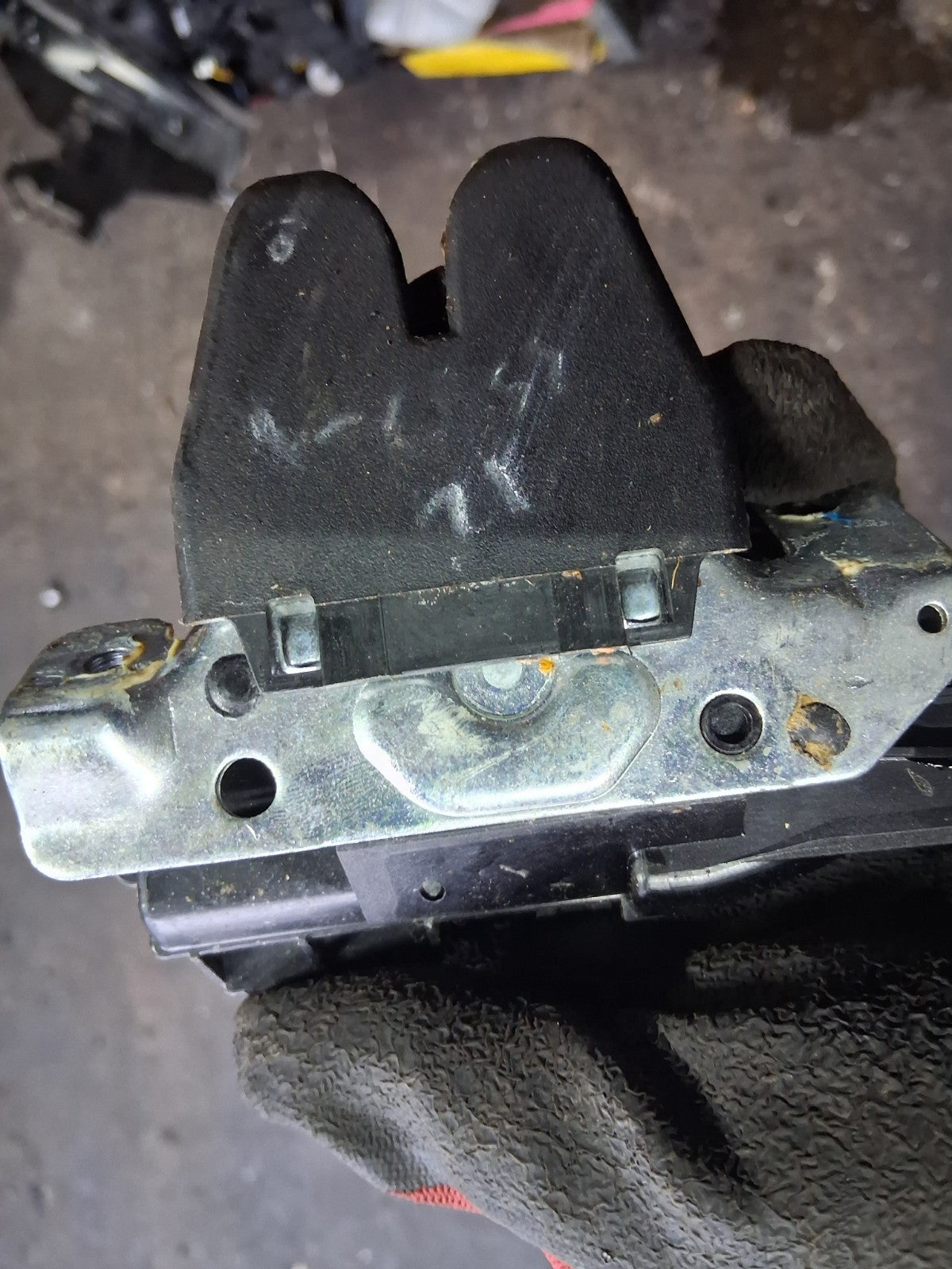 2021 MERCEDES A CLASS V177 REAR BOOT LOCK MECHANISM