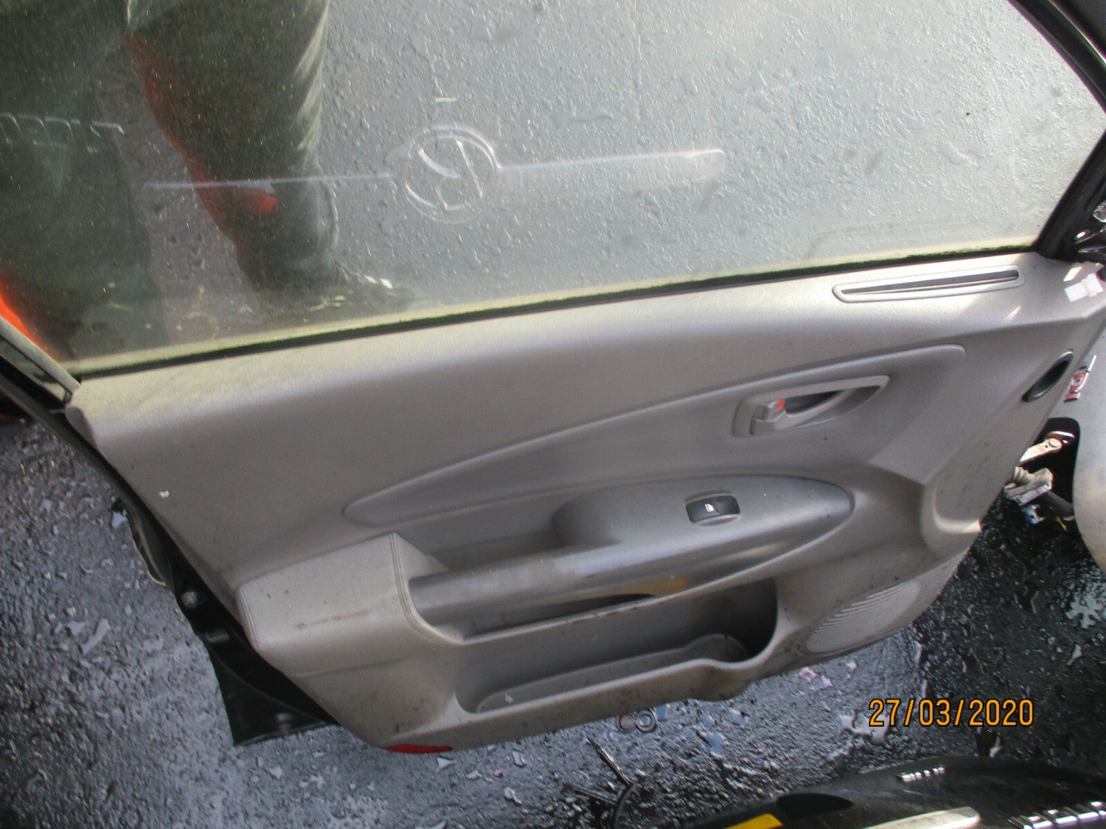 HYUNDAI TUCSON 2006 NSF COMPLETE PASSENGER SIDE FRONT DOOR BLACK