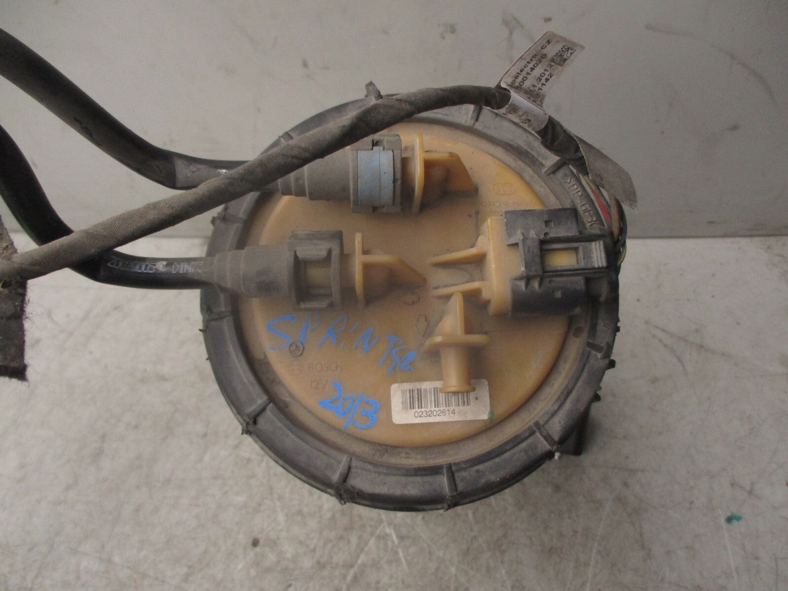 2014 MERCEDES SPRINTER W906 2.1 DIESEL FUEL SENDING UNIT A9069900057