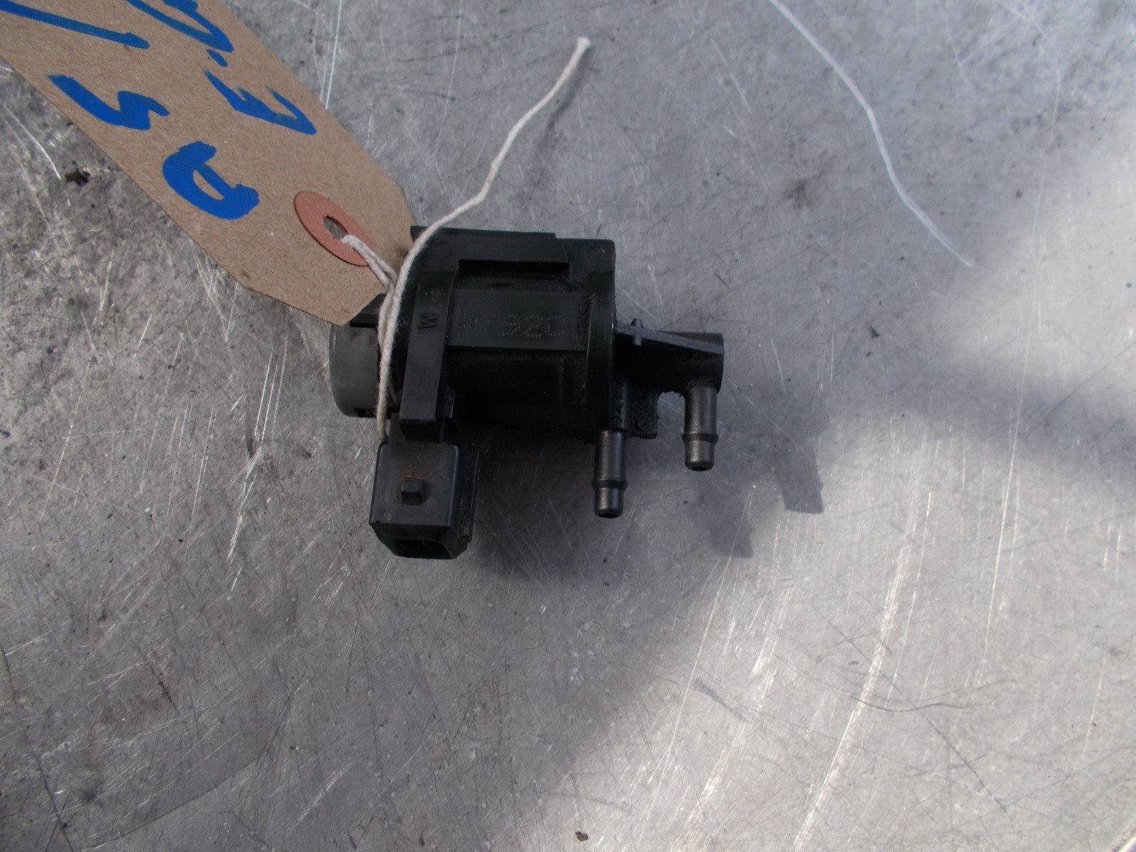 AUDI A2 8Z (MK1) 1.4 TDI DIESAL SOLENOID EGR VALVE 1J0906283A