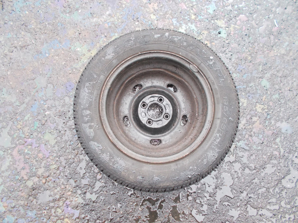 RENUALT LAGUNA GOODYEAR 4 STUD 14 INCH STEEL WHEEL 185/65 R14