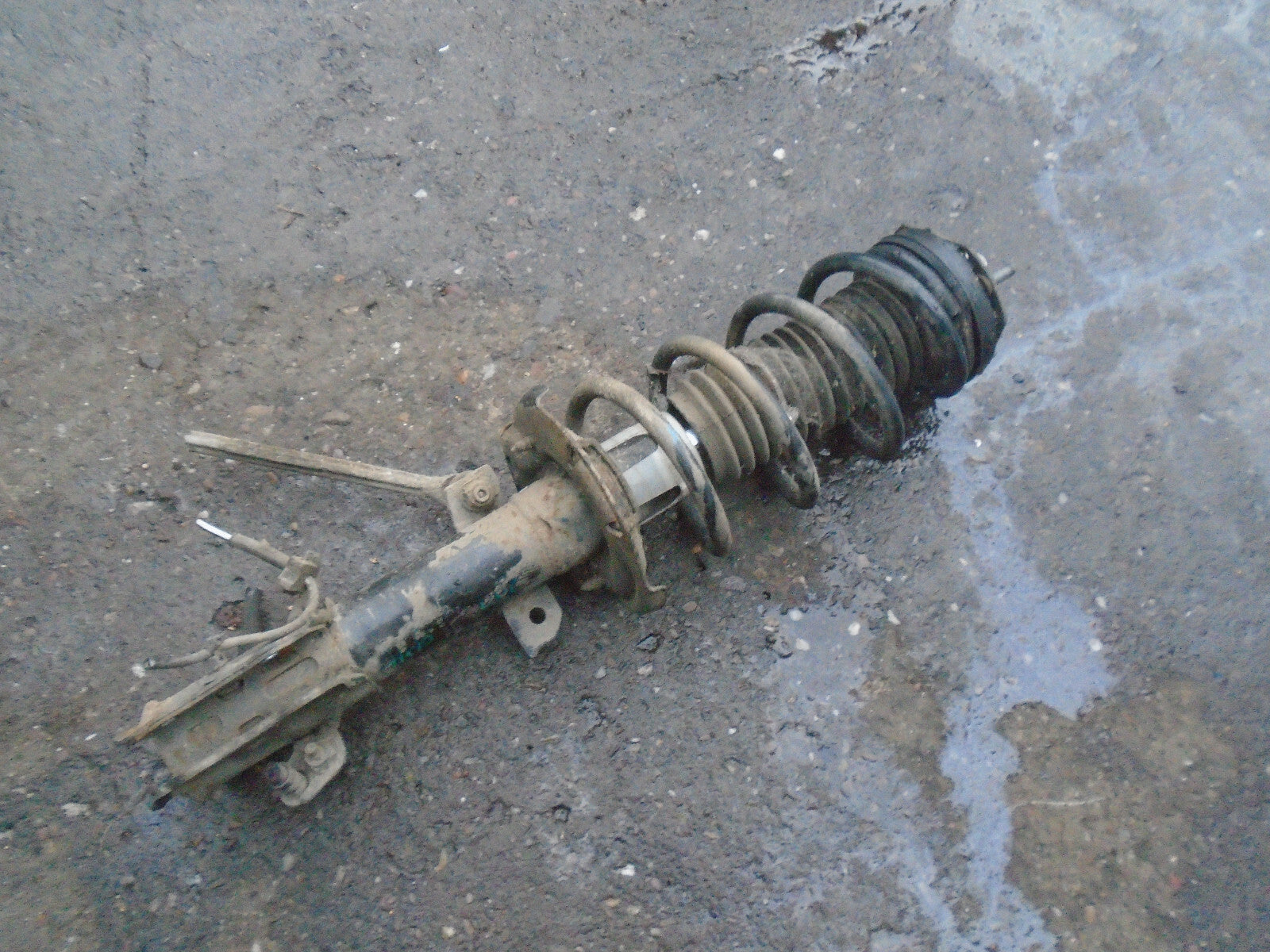 FORD TRANSIT COURIER 2017 1.5 DIESEL OSF DRIVER SIDE SPRING SHOCK
