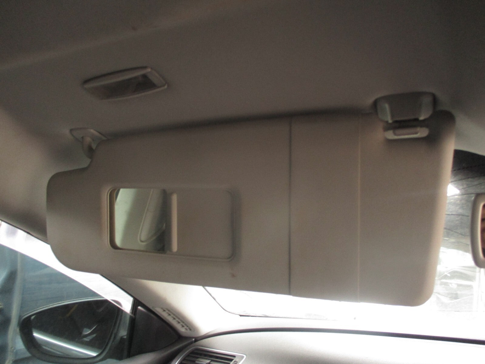 2012 VOLKSWAGEN PASSAT CC NSF PASSENGER SIDE FRONT LEFT SUN VISOR