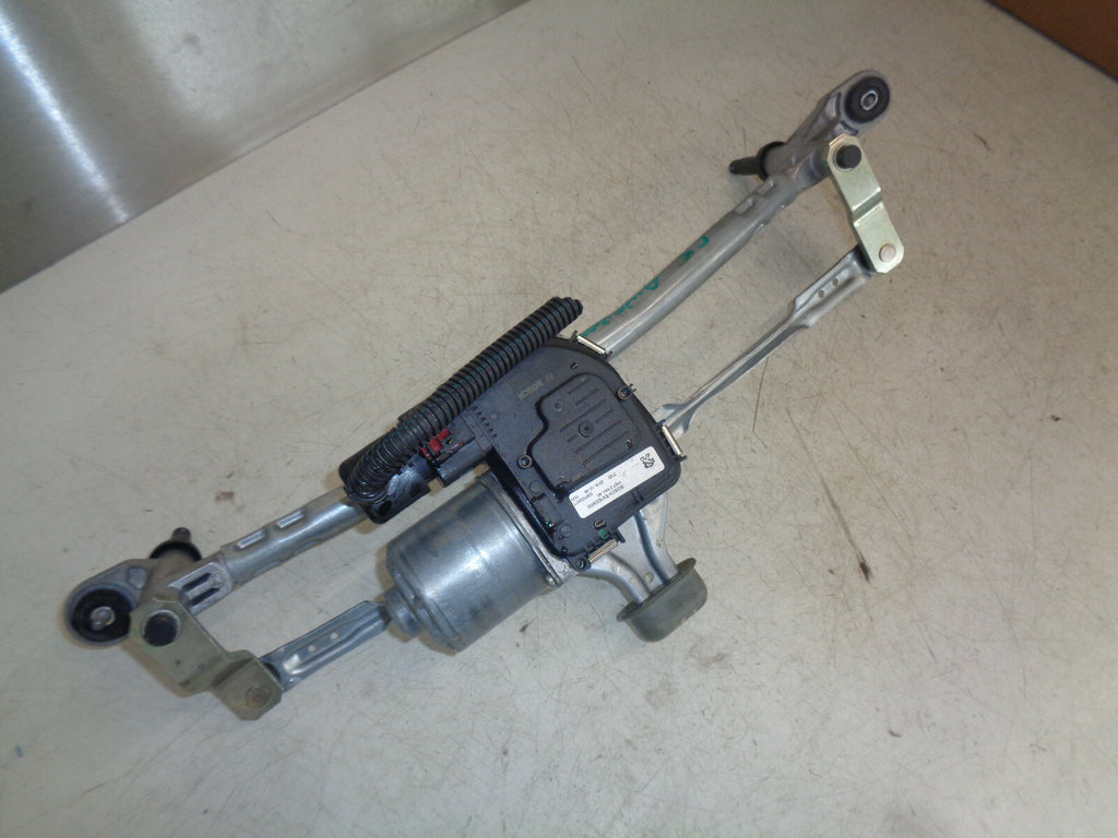 CITROEN C5 AIRCROSS 2019 FRONT WINDSCREEN WIPER MOTOR  LINKAGES 9824762380