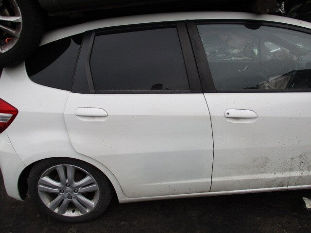 HONDA JAZZ MK3 2014 OSR DRIVER SIDE REAR COMPLETE DOOR ORCHID WHITE NH788P