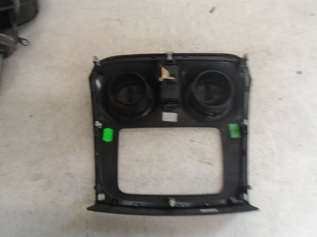DACIA SANDERO 2016 MK1 DASHBOARD CENTRE COVER TRIM 682601926