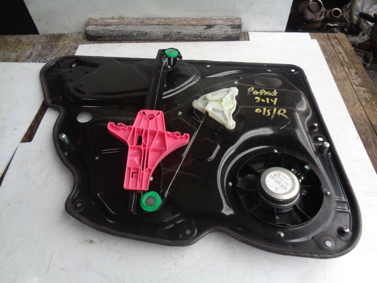 VOLKSWAGEN PASSAT B8 2014 DRIVER SIDE REAR INNER DOOR WINDOW REGULATOR 3aa839756