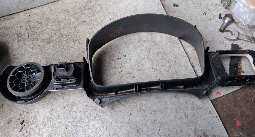 2022 SUZUKI IGNIS INSTRUMENT CLUSTER SPEEDOMETER SURROUND TRIM