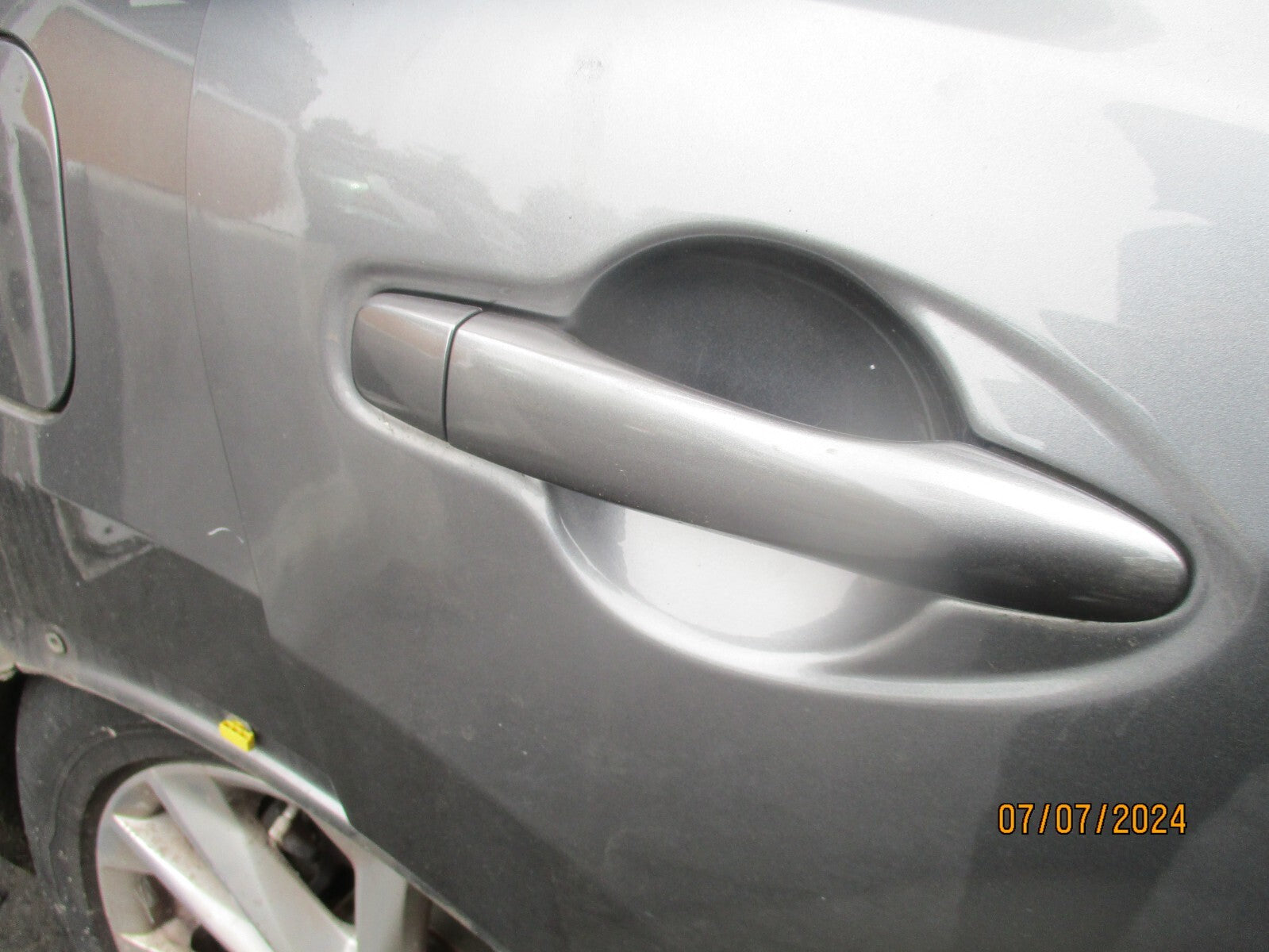 NISSAN QASHQAI J11 2014 OSR DRIVER SIDE REAR EXTERIOR DOOR HANDLE GREY MET KAD