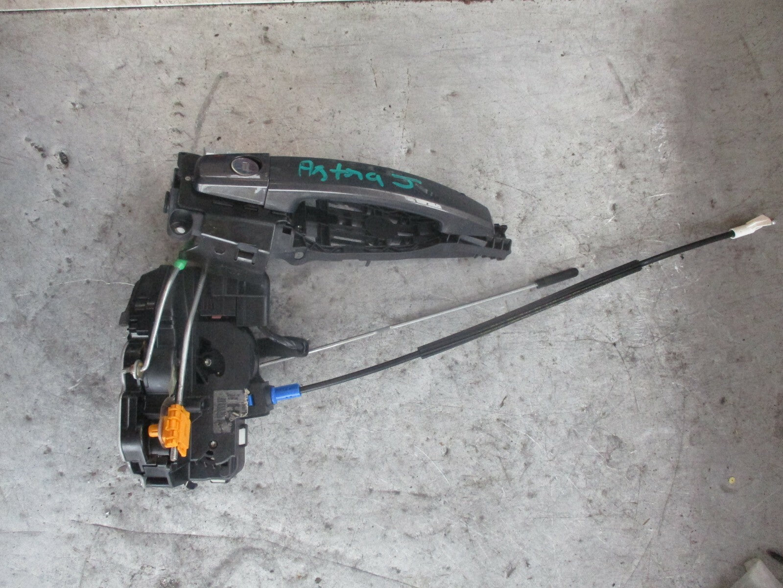 VAUXHALL ASTRA J OSF DRIVER SIDE FRONT DOOR LOCK MECH & HANDLE EXTERIOR F169V